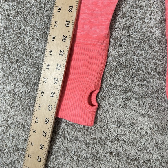 Lululemon Rest Less Pullover Women's  8 Pink Long Sleeve Athletic Workout - Picture 5 of 7